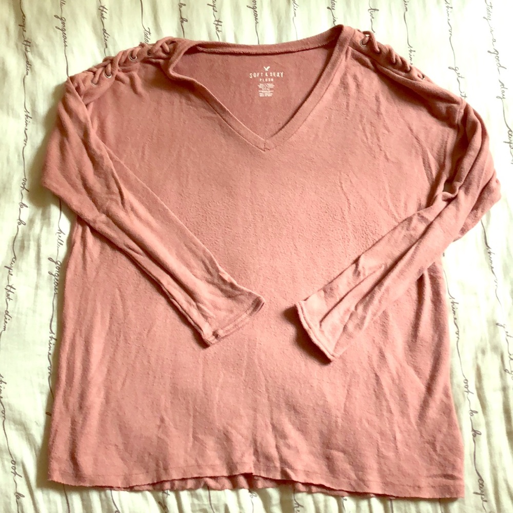 AEO Soft and Sexy plush V neck